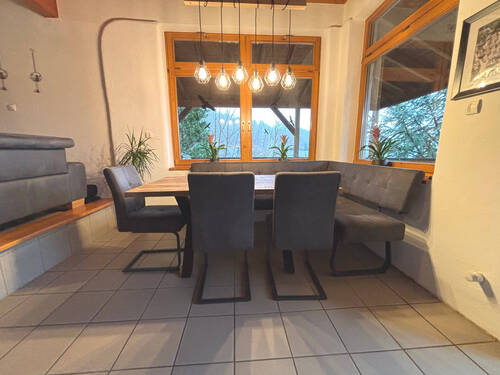 Teilansicht vom Essbereich - 