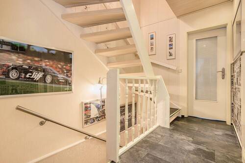 Flur - 4 Zimmer Reihenmittelhaus in Schönefeld