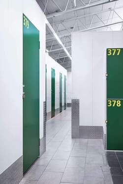 SelfStorage Beispielbild - Halle in Waren (Müritz)