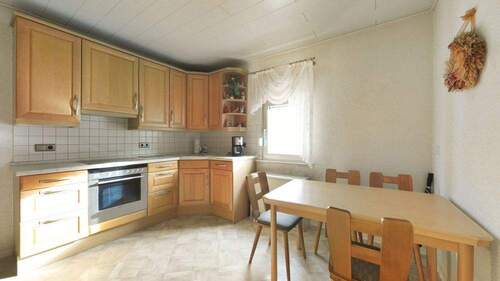 Essküche - 5 Zimmer Einfamilienhaus zum Kaufen in Göllheim