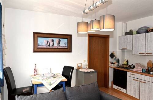 Wohnzimmer - 2 Zimmer Etagenwohnung zum Kaufen in Stralsund