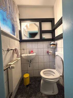 Ansicht vom Gäste-WC im Ergeschoss - 