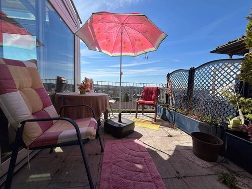 Teilansicht vom Balkon - 