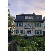 Schöne u. ruhige 4-Zimmer Altbauwohnung in Bonn-Beuel Mitte