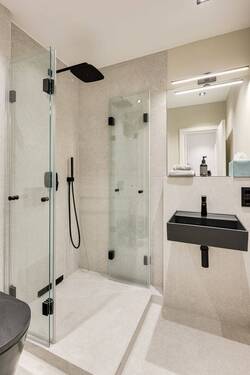 Stilvolles Wellness-Bad - 