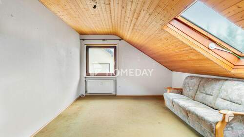 Wohnzimmer 1 - 3 Zimmer Etagenwohnung zum Kaufen in Neckargemünd - Dilsberg