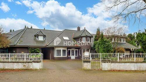 Außenansicht 1 - 9 Zimmer Mehrfamilienhaus, Wohnhaus in Vechta