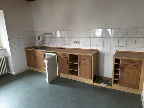 Küche mit EBK - 4 Zimmer Etagenwohnung zur Miete in Ovelgönne