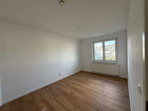 Schlafzimmer - Etagenwohnung mit 65,90 m&sup2; in Blumberg zur Miete