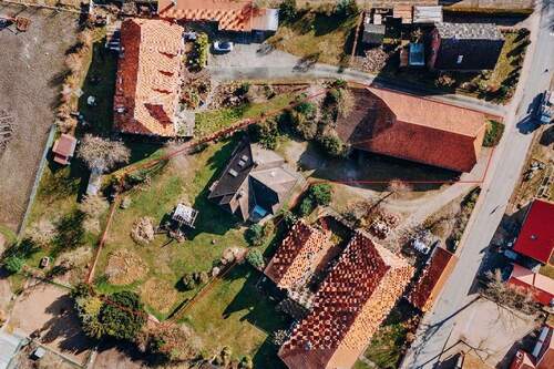 Grundstück mit Scheune - 