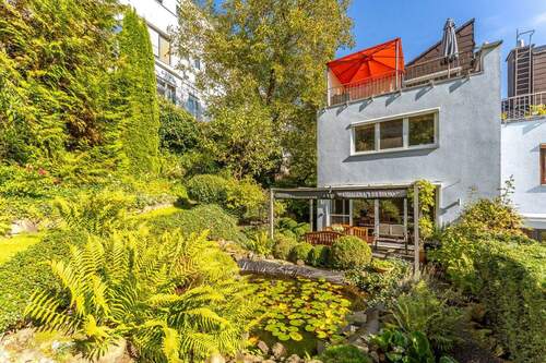 Rückseite mit Garten - Reihenendhaus mit 124,80 m² in Kassel zum Kaufen