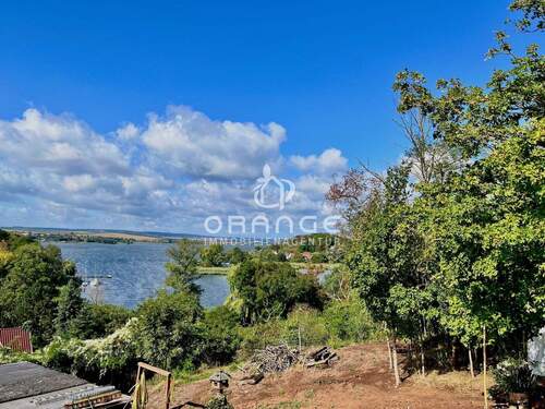 Titelbild - *** Rarität: Baugrundstück mit Seeblick in Seeburg ***