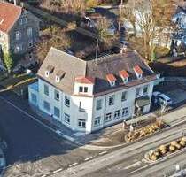 Wohn- und Geschäftshaus mit Gewerbe im EG und zwei großzügigen Wohnungen in Bahnhofsnähe - Aulendorf