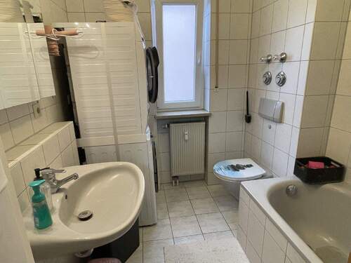 Wohlfühlbad - Etagenwohnung mit 75,00 m&sup2; in Buchloe zur Miete