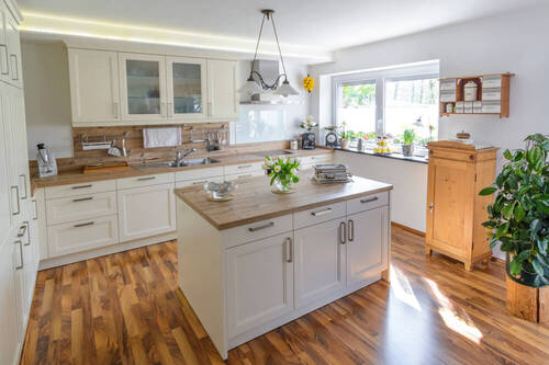 unverbindliche Illustration - Neubauprojekt in Süßen! Tolle 4-Zimmer-Wohnung, ideal für Familien, 1. OG, großer Balkon, Aufzug !