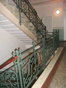 Treppenhaus - 1 Zimmer Etagenwohnung in Chemnitz