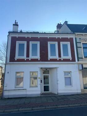 Strassenansicht - Mehrfamilienhaus in zentraler Lage Hemelingen mit 7 Einheiten und sofortigem Mietsteigerungspotenzial