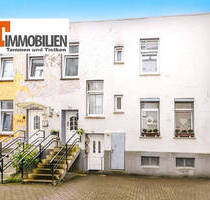 TT bietet an: Große und sehr attraktive 4-Zimmer-Atriumwohnung mit Balkon im 1. Obergeschoss! - Wilhelmshaven-Heppens