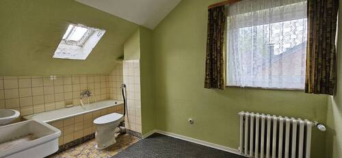 Teilansicht Badezimmer - 