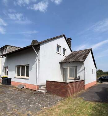 Außenansicht vom Wohnhaus - Doppelhaushälfte mit 105,00 m&sup2; in Neukirchen-Vluyn zum Kaufen