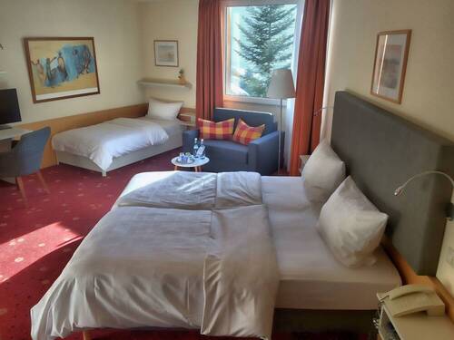 Beispiel Familienzimmer Haupthaus - 