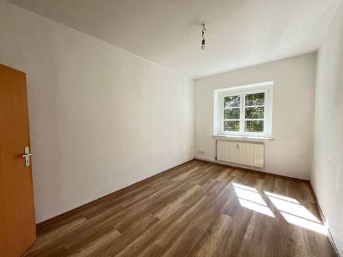 Schlafzimmer.jpg - 2 Zimmer Etagenwohnung zur Miete in Chemnitz