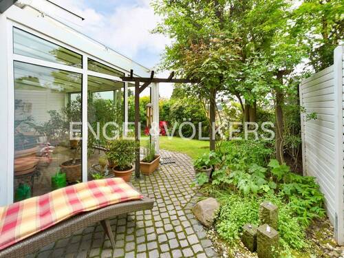 Traumhaft angelegter Garten - 