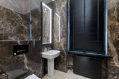 Elegantes Gäste-WC in Marmoroptik - 