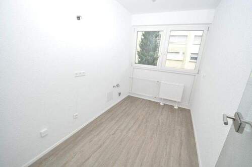 Küche - Etagenwohnung mit 71,60 m&sup2; in Allensbach zur Miete