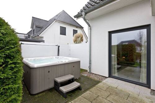 Außenjacuzzi - 