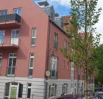 Wunderschöne, geräumige 2-Zimmer-Wohnung im Herzen von Rottenburg zu vermieten. - Rottenburg a. d. Laaber