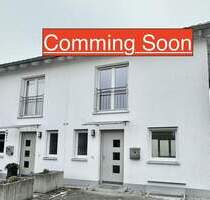 Provisionsfrei - Das Doppelte Lottchen - 2 Doppelhaushälften - 1 vermietet, eine frei zum Bezug - Eichenau