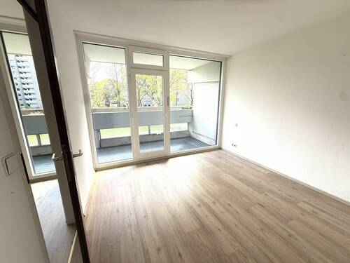 Kinder- oder Arbeitszimmer - 