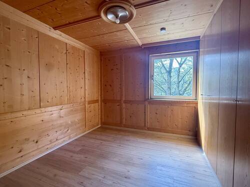 weiteres Kinderzimmer oder Büro - 