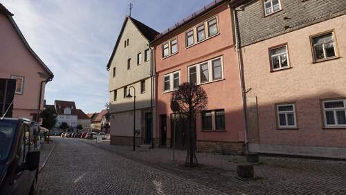 Seitenansicht - Mehrfamilienhaus, Wohnhaus zum Kaufen in Schleusingen