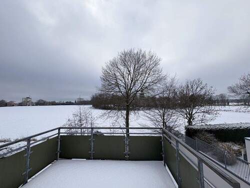 Balkon - Etagenwohnung mit 83,10 m&sup2; in Meerbusch zur Miete
