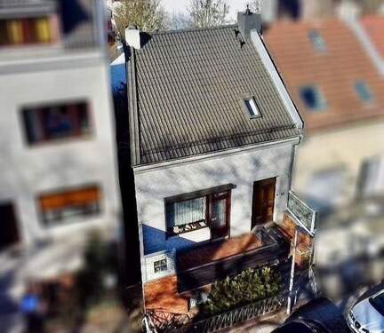 Haus - Charmantes Reihenaus mit Potenzial in Bremen-Walle