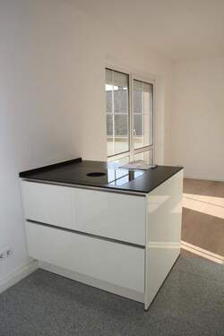 Kochen mit Ausblick zum Hof - 