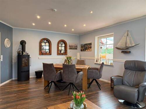 Essbereich - 5 Zimmer Einfamilienhaus zum Kaufen in Aurich