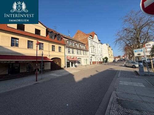 Vorderhaus - Wohn- und Geschäftshaus mit großem Entwicklungspotenzial Direkt am Marktplatz in Burg bei Magdeburg