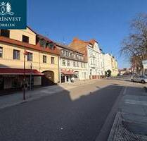 Wohn- und Geschäftshaus mit großem Entwicklungspotenzial Direkt am Marktplatz in Burg bei Magdeburg - Burg (bei Magdeburg)
