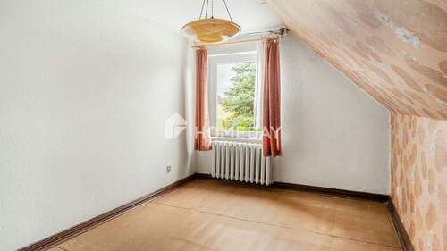 1. OG Schlafzimmer 1 2 - 