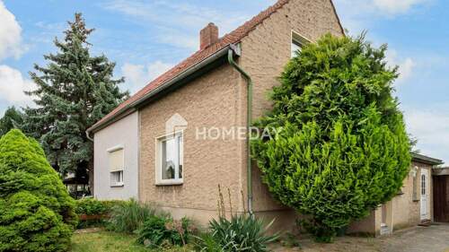 Außenansicht 3 - 3 Zimmer Doppelhaushälfte zum Kaufen in Blankenburg