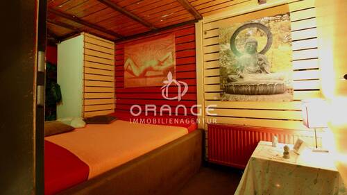 Verrichtungszimmer - 