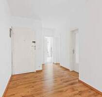 Charmante 3 Zimmer - Wohnung inkl. Stellplatz, Südbalkon und Blick ins Grüne - bezugsfrei und modernisierungsbereit! - Hamburg Rahlstedt