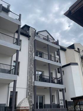 hof 15.jpeg - 3 Zimmer Etagenwohnung in Chemnitz