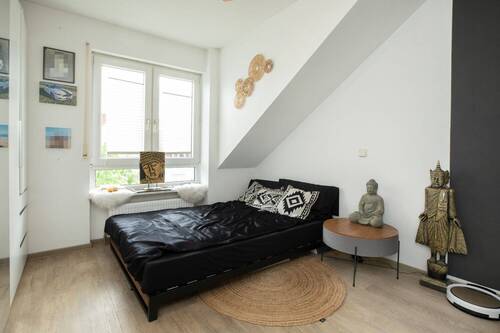 Schlafzimmer - Etagenwohnung mit 72,00 m&sup2; in Dietzenbach zum Kaufen
