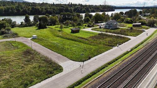 Blick Richtung Rhein - 2 verbundene Baugrundstücke für ein Doppel- bzw. ein Mehrfamilienhaus in schöner Rheinlage