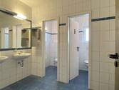 Sanitäranlagen 1.OG Flügel - 