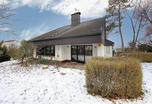 Ansicht Terrasse - Großzügiges Einfamilienhaus mit hellem Wohnambiente, großem Garten und Doppelgarage - sofort beziehbar